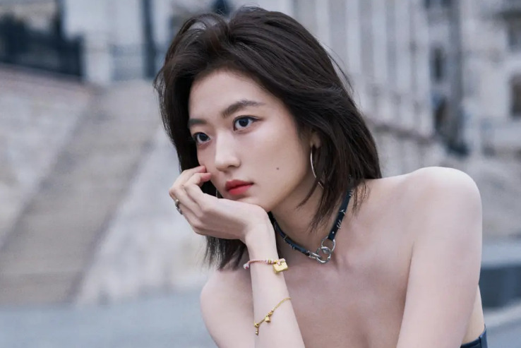the early spring: Sun Qian als Flora Shang