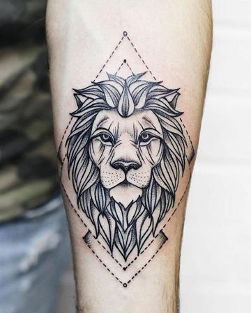 Löwen-Tattoo