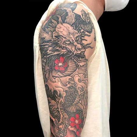 Asiatische Drachen Tattoo